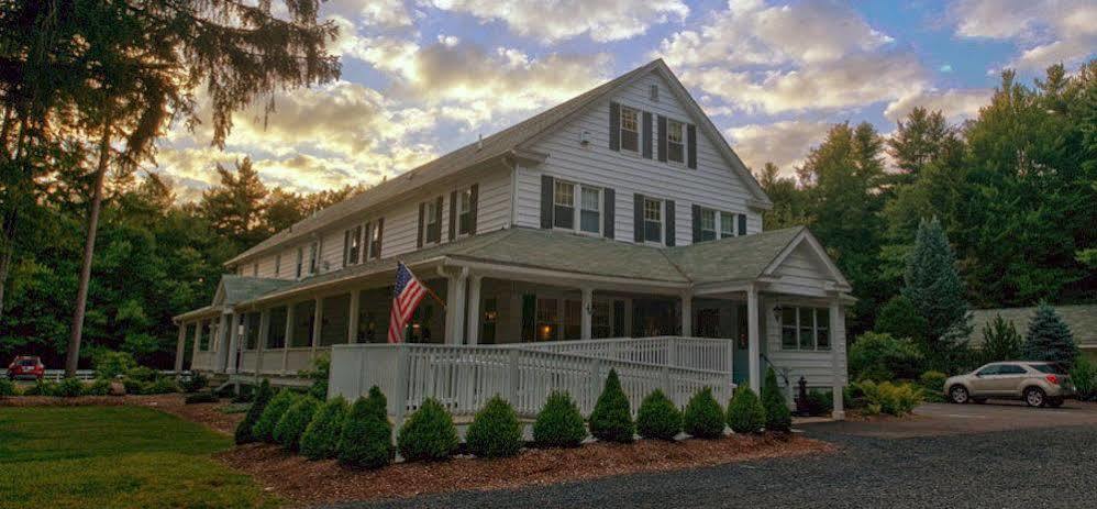Mountaintop Lodge At Lake Naomi Pocono Pines Exterior foto